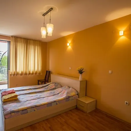 Apartment Ziper’s Sofia+parking *